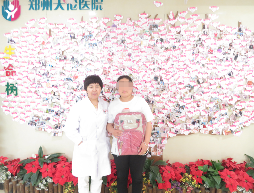 郑州医院不育不孕   多囊卵巢+输卵管堵塞，看幸福家庭如何圆满
